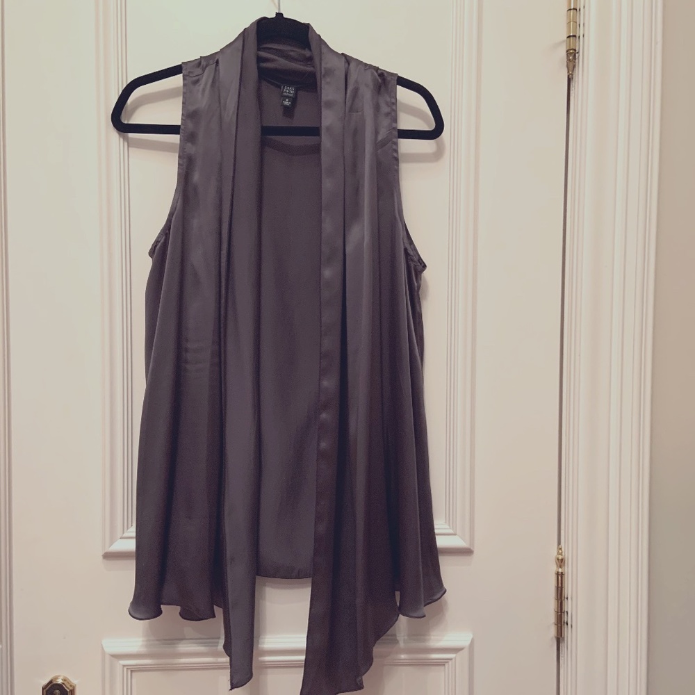 SAKS silk sleeveless cardigan